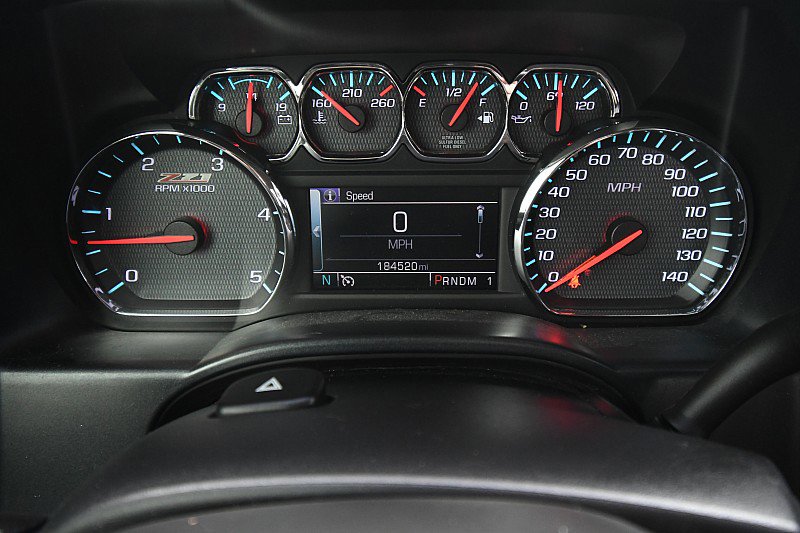 Used 2015 Chevrolet Silverado 2500 LT w/ LT Convenience Package image 18