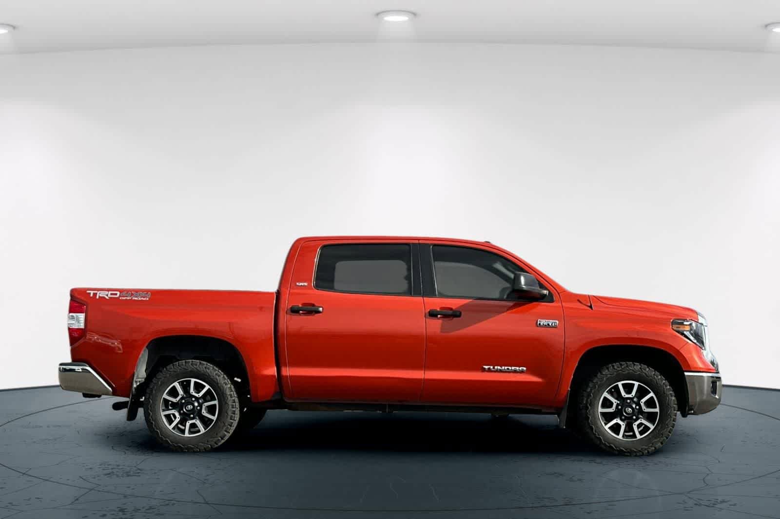 Used 2016 Toyota Tundra SR5 w/ TRD Off Road Package AWD/4WD image 6