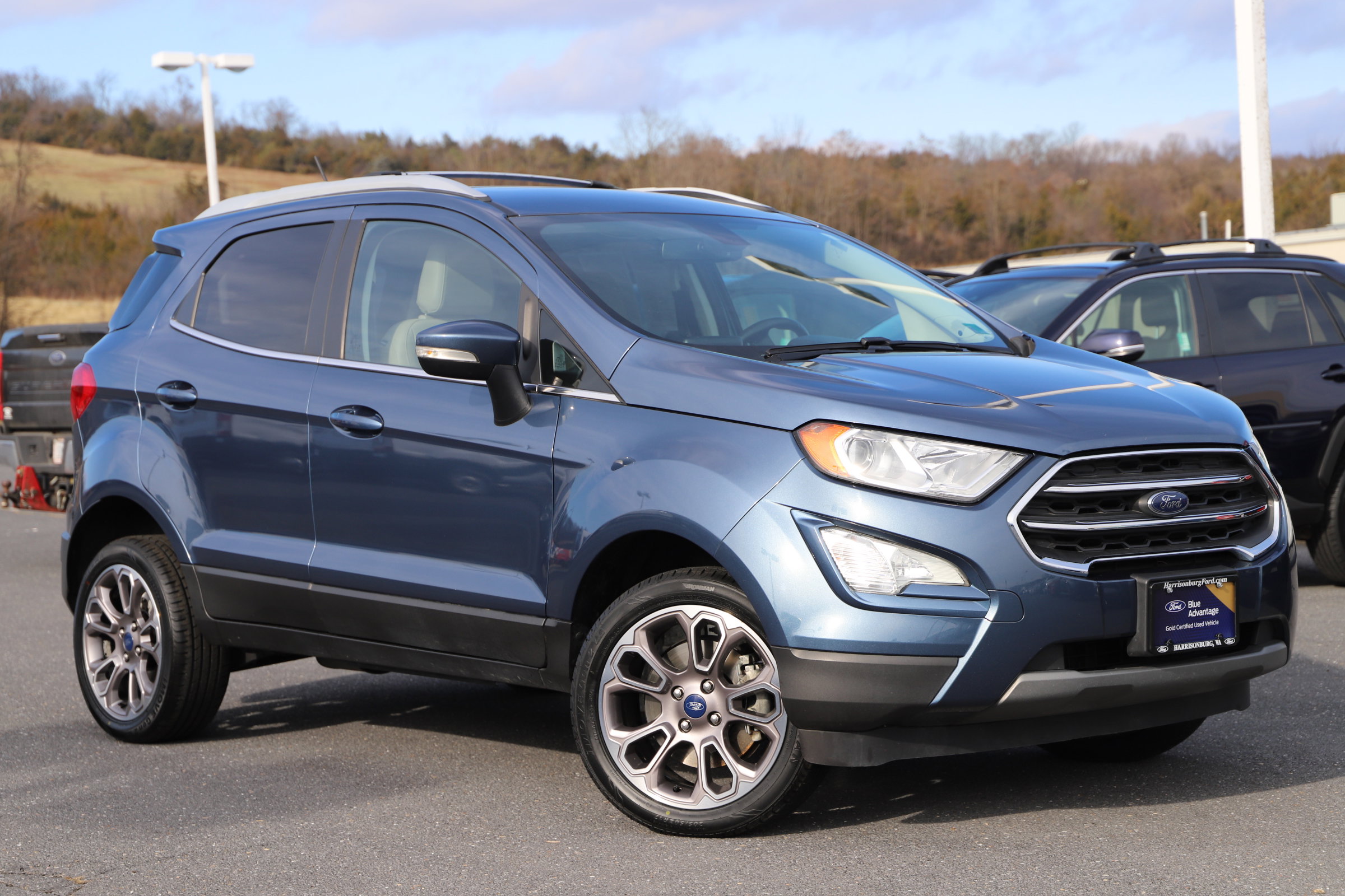 Certified 2022 Ford EcoSport Titanium AWD/4WD image 1