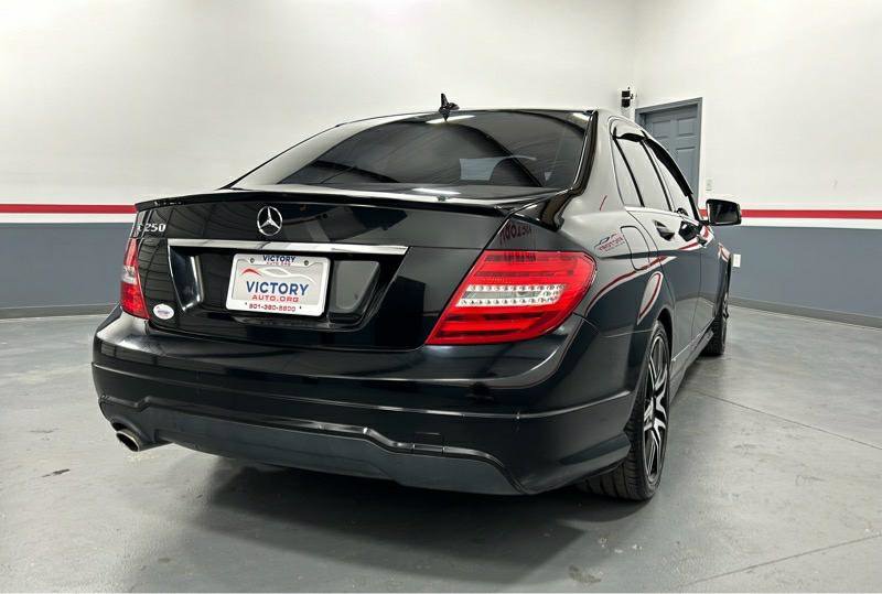 Used 2013 Mercedes-Benz C 250 Sedan image 2