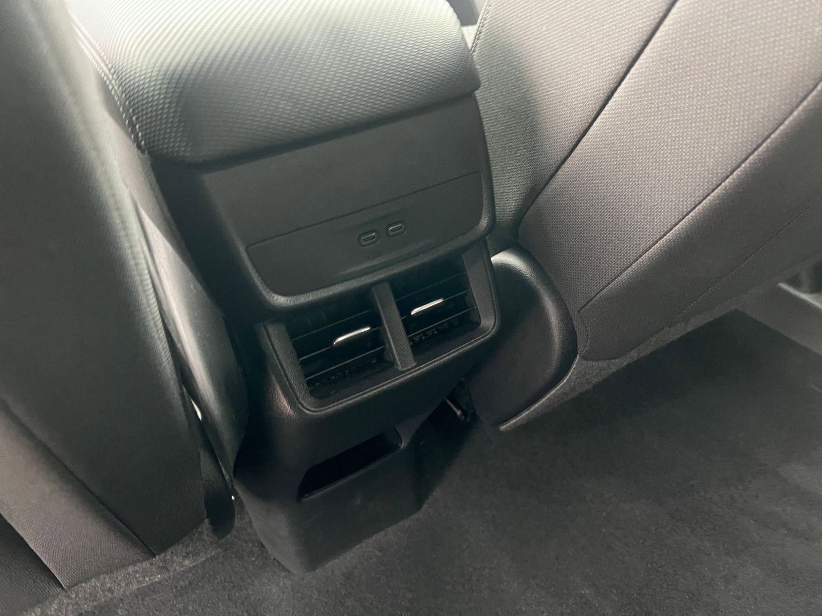 Used 2025 Chevrolet Equinox LT image 24