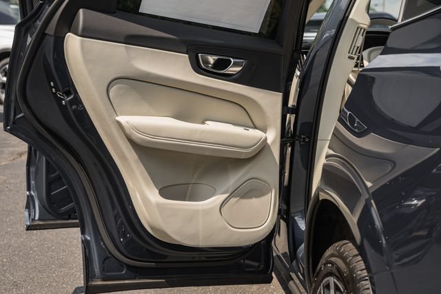 New 2026 Volvo XC60 B5 Ultra w/ Protection Package Premier AWD/4WD image 39