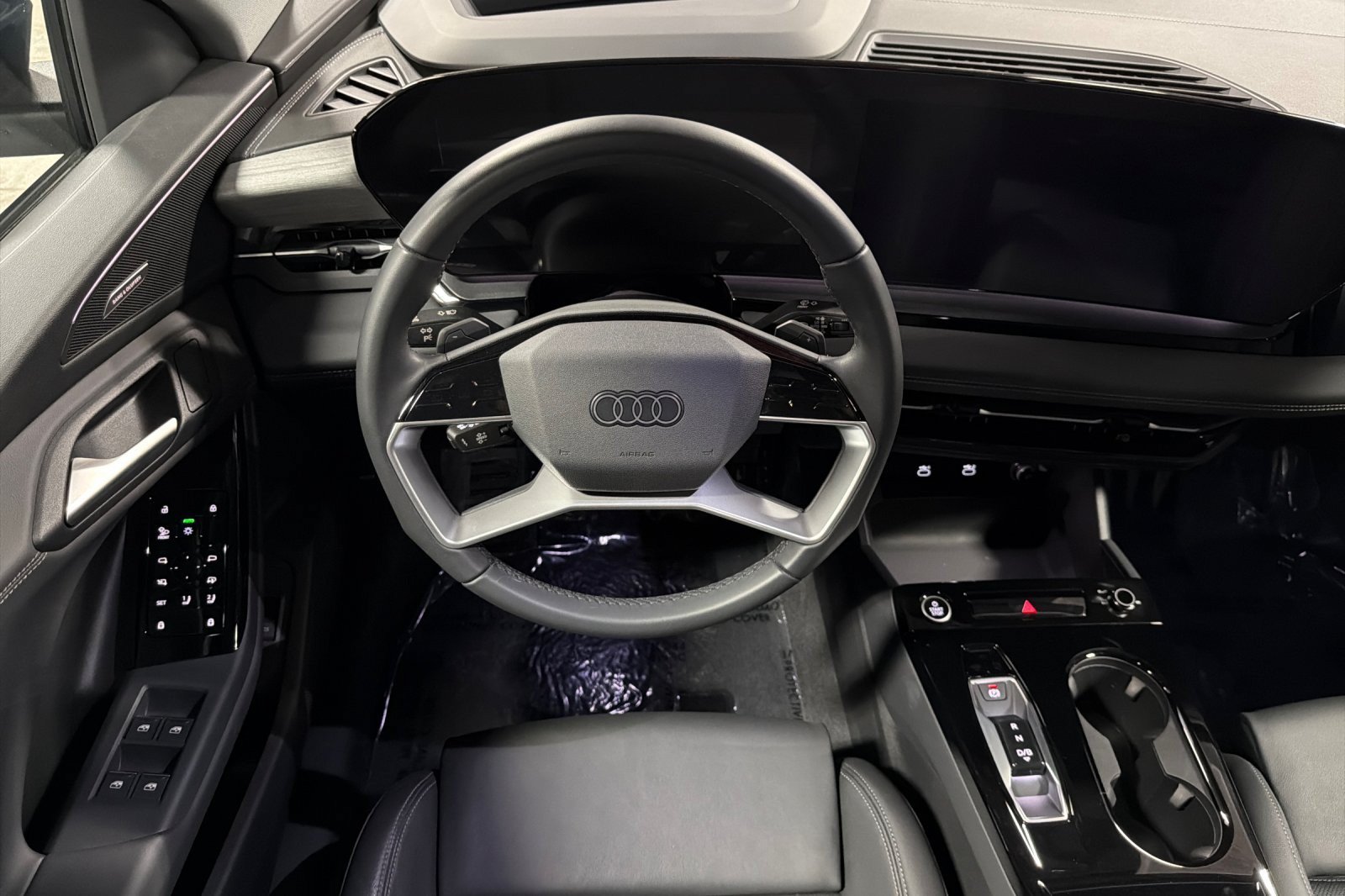 Used 2025 Audi Q6 e-tron Prestige w/ Black Warm Weather Package AWD/4WD image 13