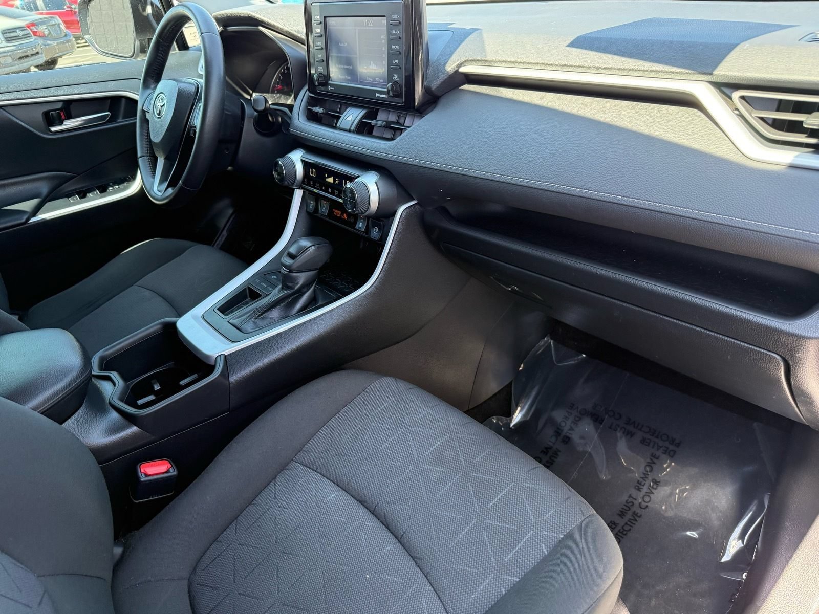 Used 2022 Toyota RAV4 XLE w/ XLE Grade Weather Package FWD image 30