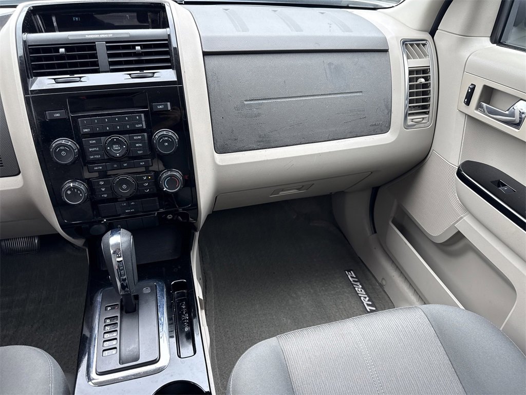 Used 2008 MAZDA Tribute i w/ Cargo Area Cover Pkg image 16