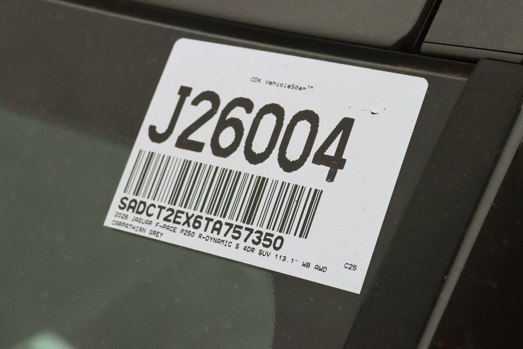 Used 2026 Jaguar F-PACE R-Dynamic S image 34