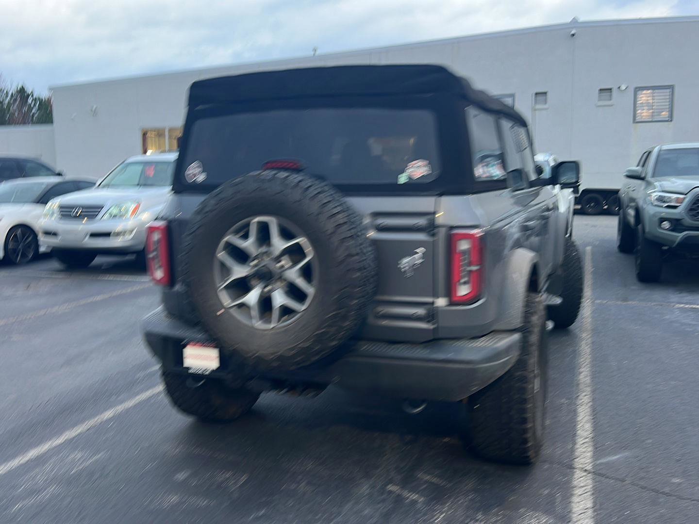 Used 2021 Ford Bronco Badlands image 6