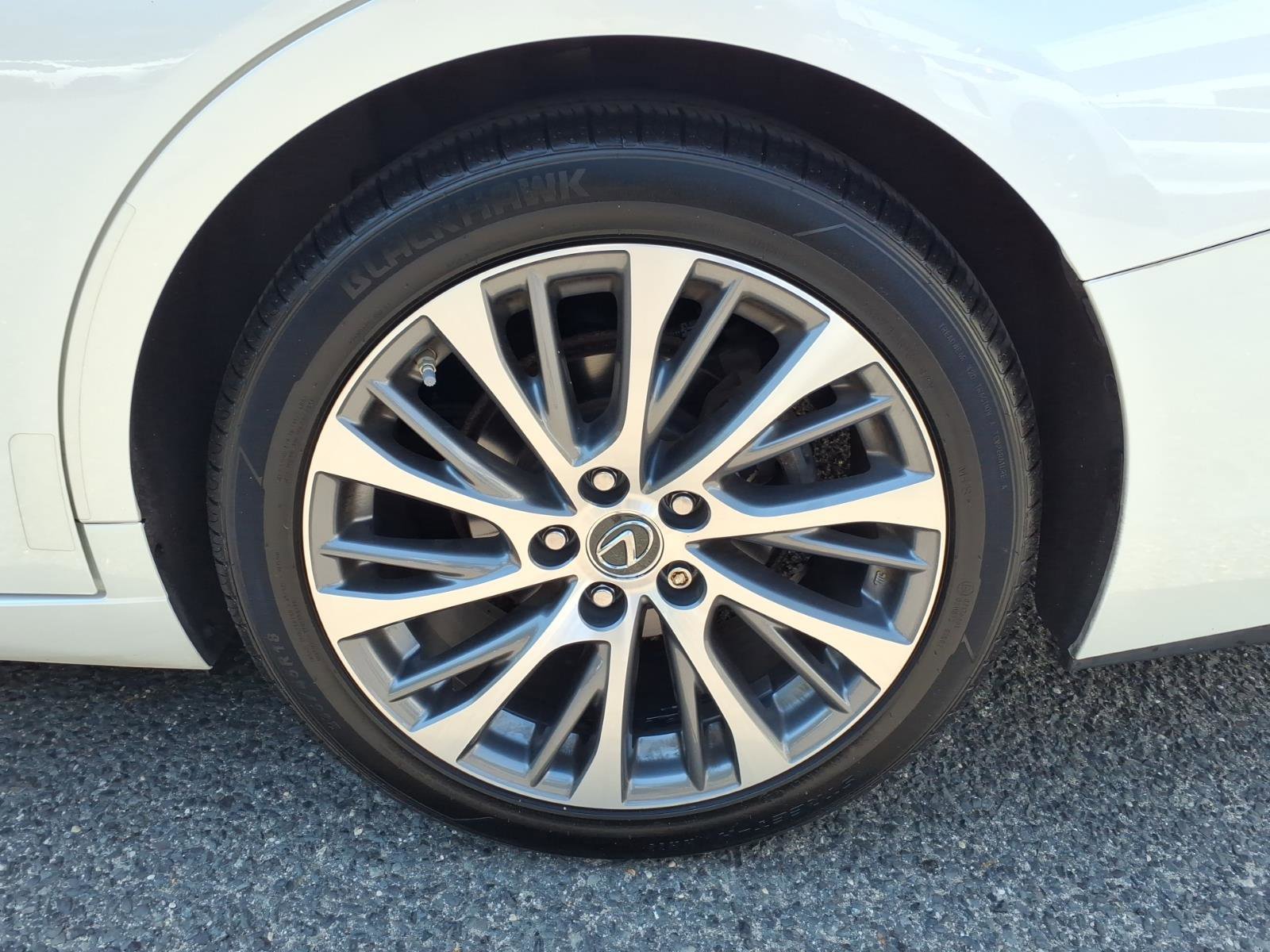 Used 2019 Lexus ES 350 w/ Premium Package FWD image 18
