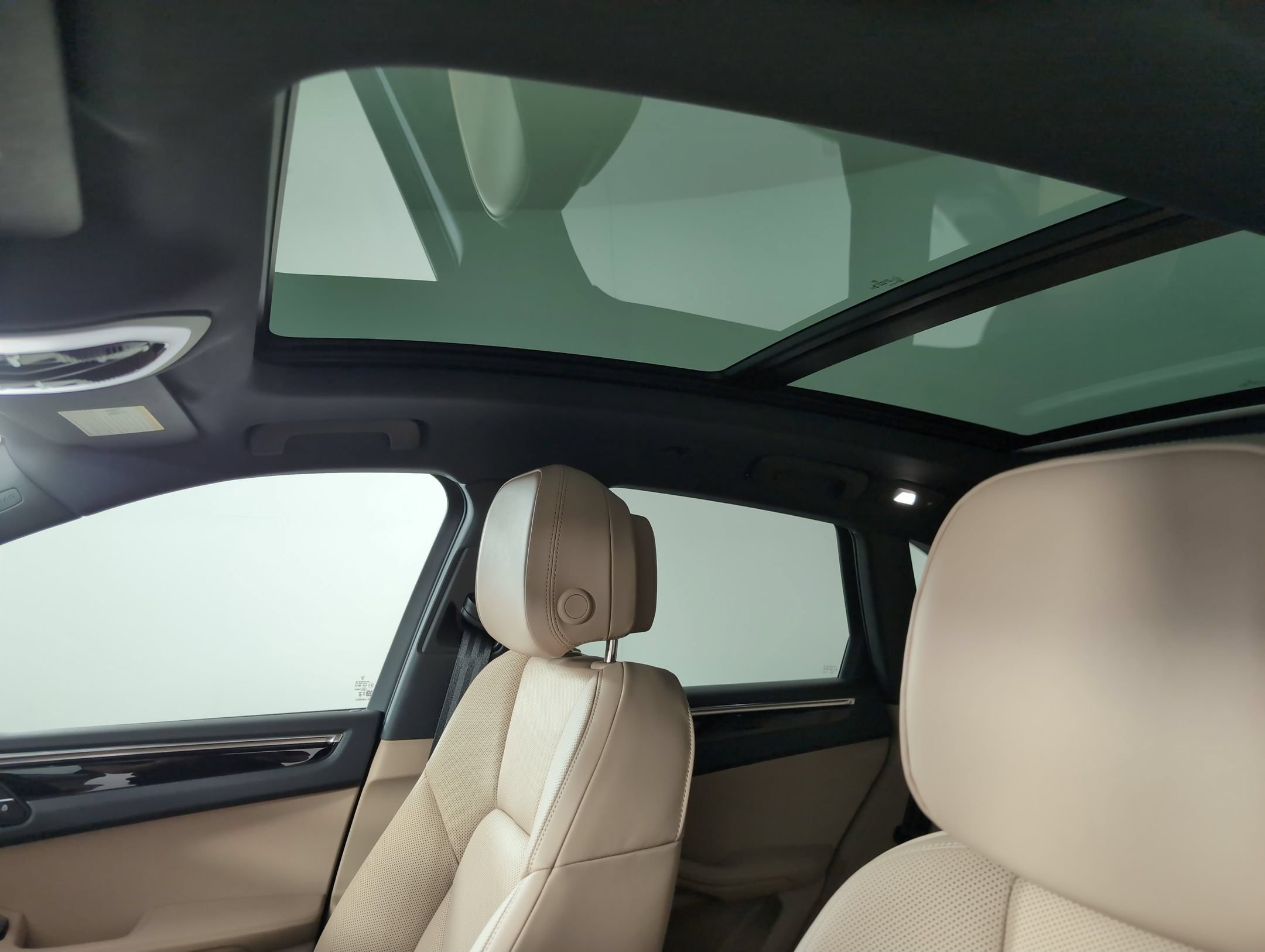 Certified 2026 Porsche Macan AWD/4WD image 20