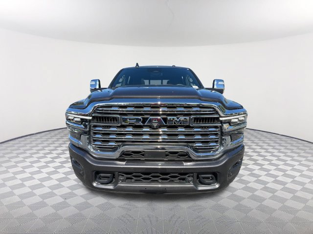 Used 2025 RAM 2500 Limited AWD/4WD image 2