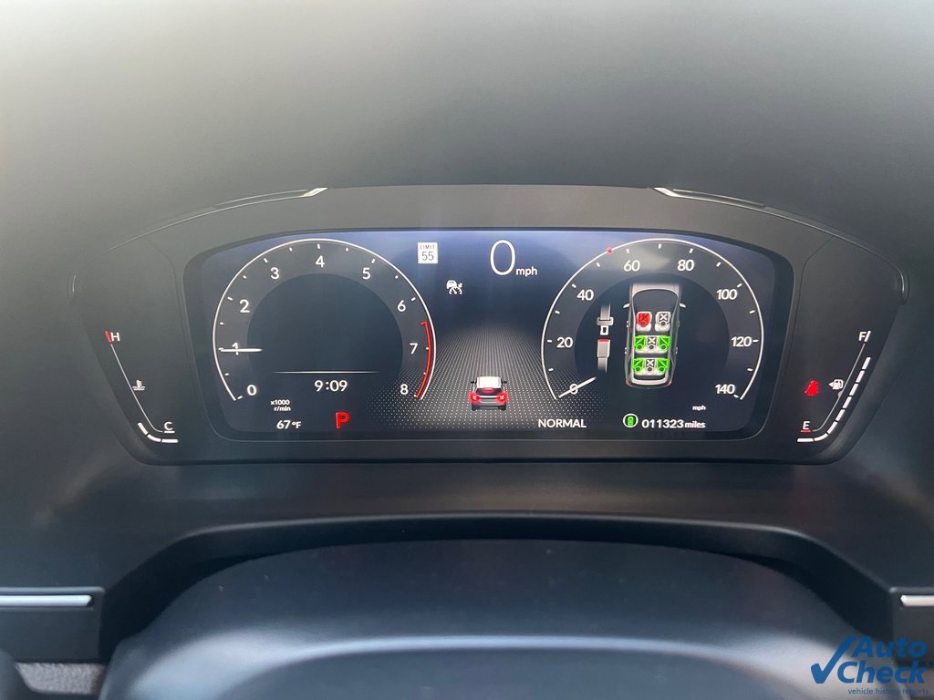 Used 2025 Honda Pilot Elite image 5