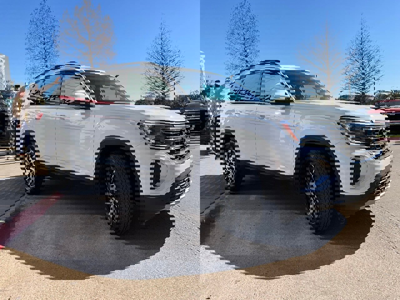 Used 2025 Volkswagen Atlas SE image 5