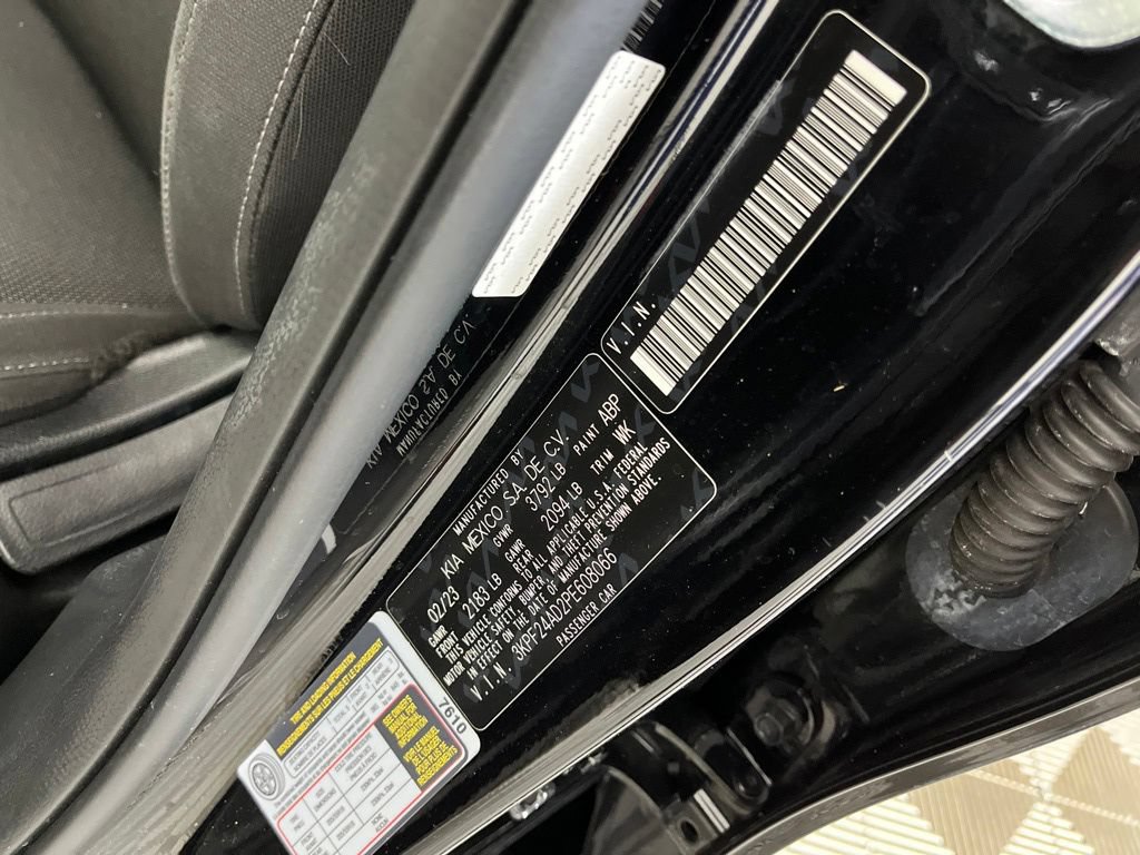 Used 2023 Kia Forte LXS w/ LXS Technology Package FWD image 35