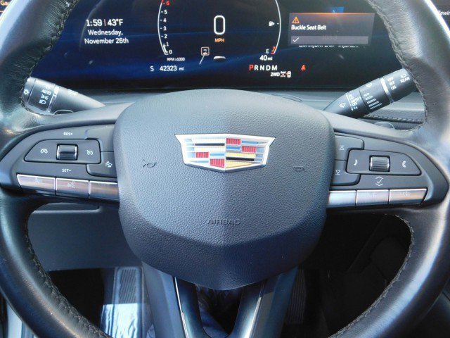 Used 2024 Cadillac XT4 Premium Luxury image 30