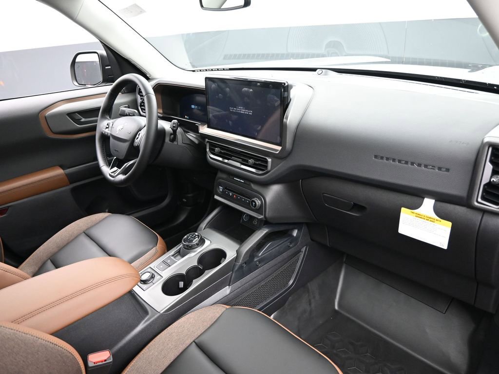 New 2025 Ford Bronco Sport Outer Banks w/ Sasquatch Outer Banks Package image 38