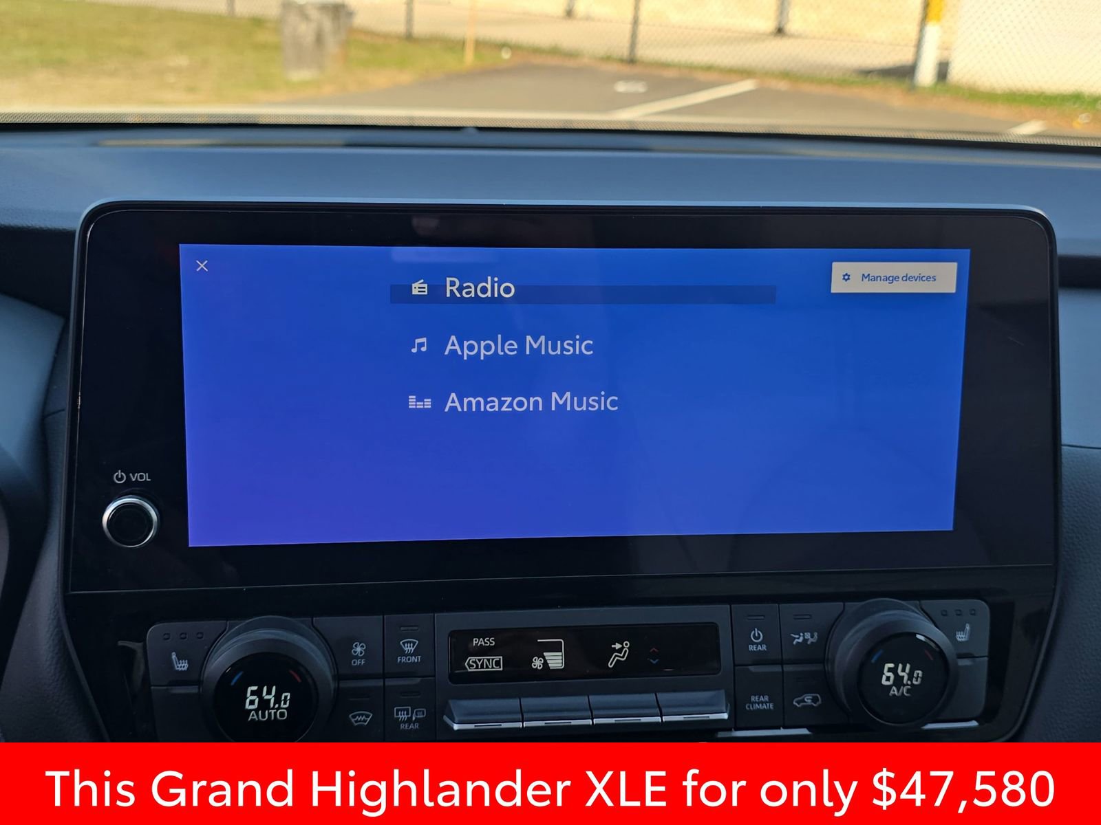 Used 2025 Toyota Grand Highlander AWD image 31