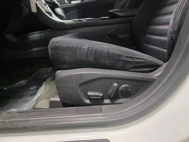 Used 2016 Ford Fusion SE FWD image 13