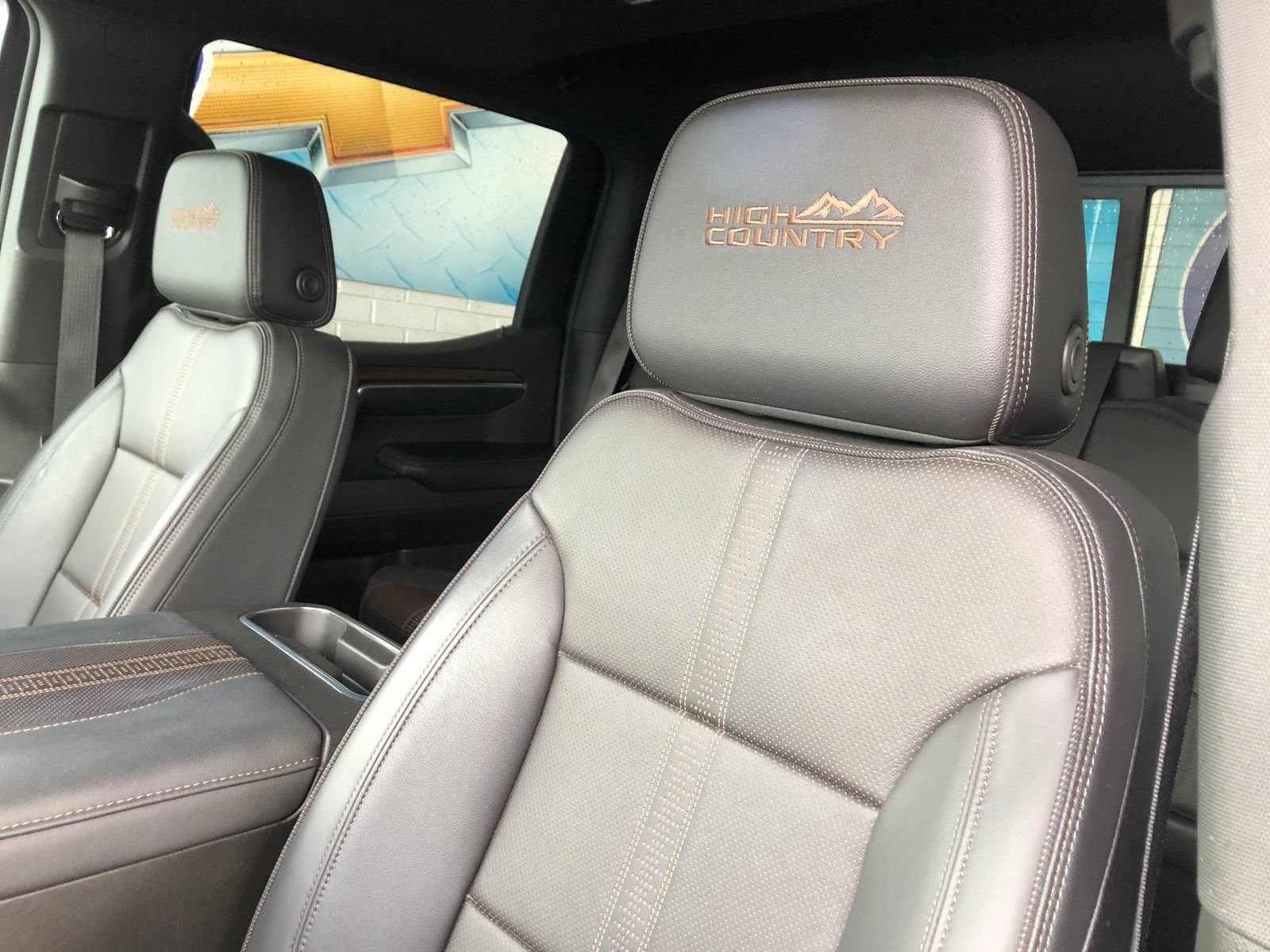 Used 2023 Chevrolet Silverado 1500 High Country w/ High Country Premium Package AWD/4WD image 18