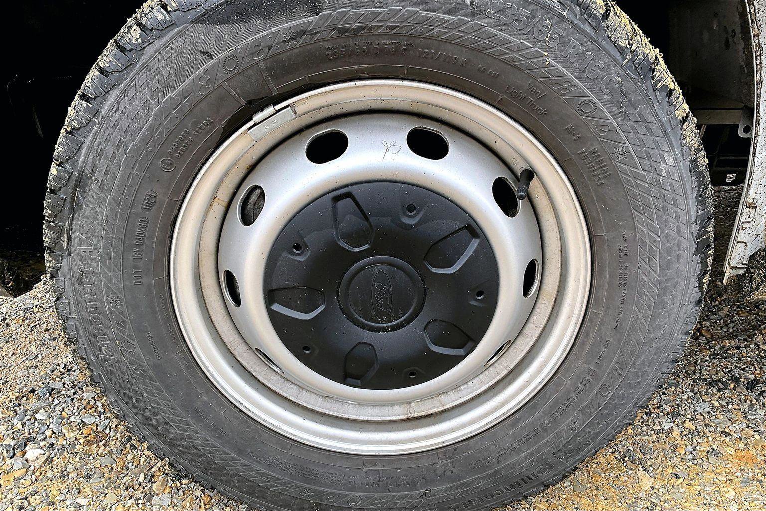 Certified 2024 Ford Transit 250 148 High Roof Extended w/ Interior Upgrade Package image 8