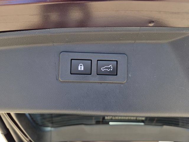 Certified 2025 Subaru Outback Limited AWD/4WD image 12