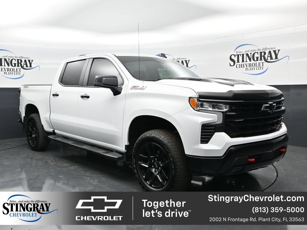Used 2022 Chevrolet Silverado 1500 LT Trail Boss w/ LPO, Dark Essentials Package AWD/4WD image 1