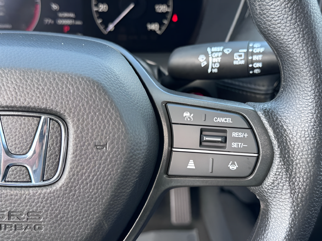 Used 2025 Honda HR-V LX image 16