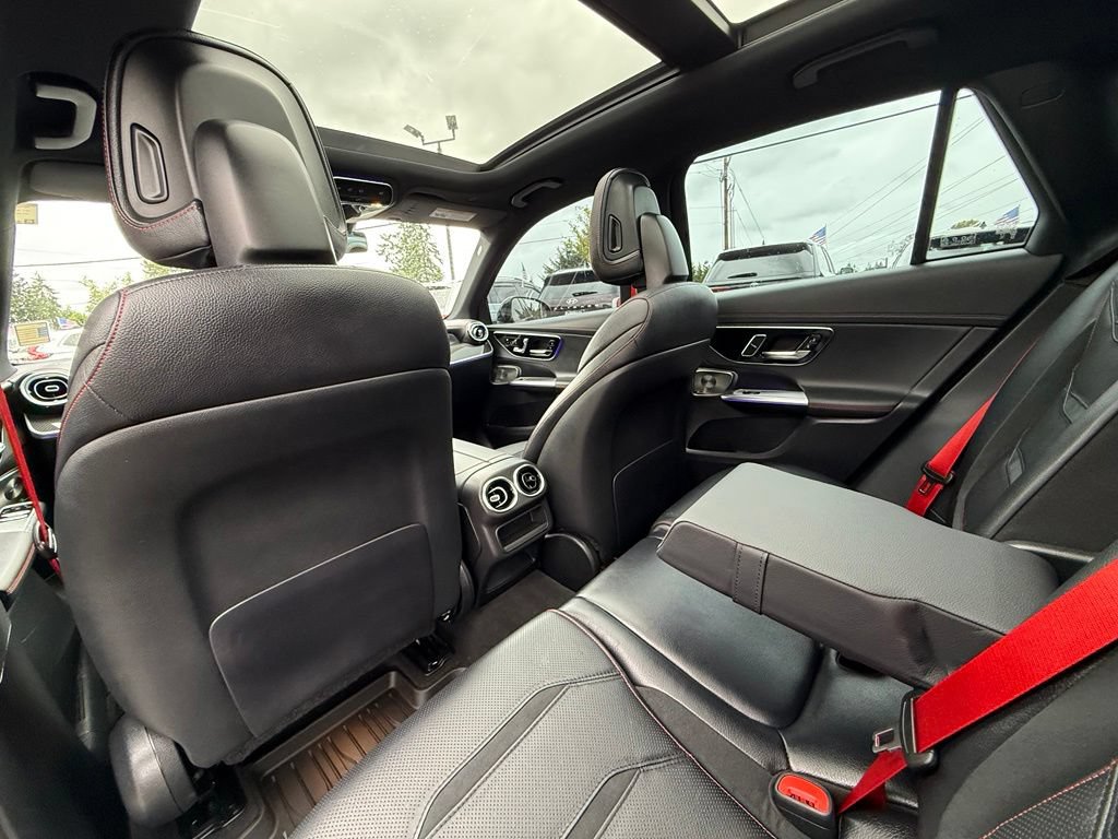 Used 2024 Mercedes-Benz GLC 43 AMG 4MATIC image 16