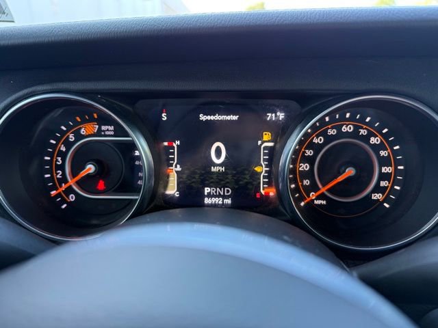 Used 2019 Jeep Wrangler Unlimited Sahara w/ Cold Weather Group image 15