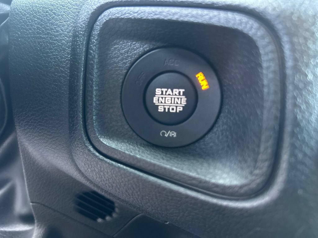 Used 2024 Jeep Wrangler Unlimited w/ Convenience Group AWD/4WD image 25