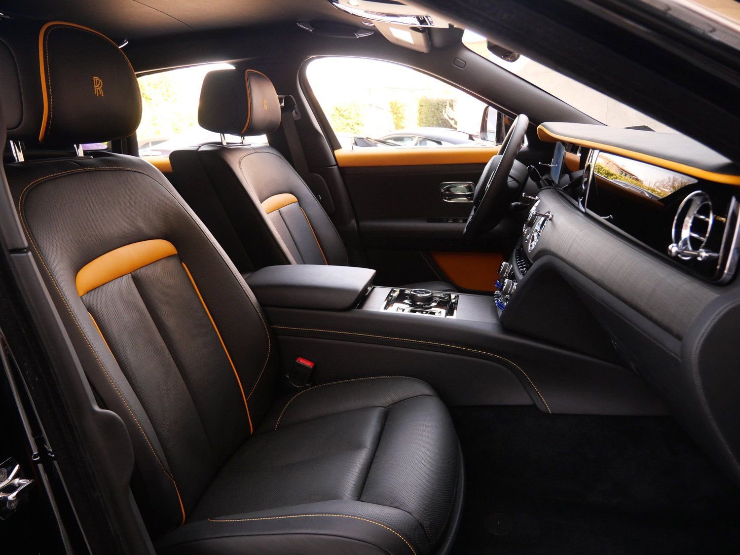 Used 2022 Rolls-Royce Ghost w/ Ghost Package image 31