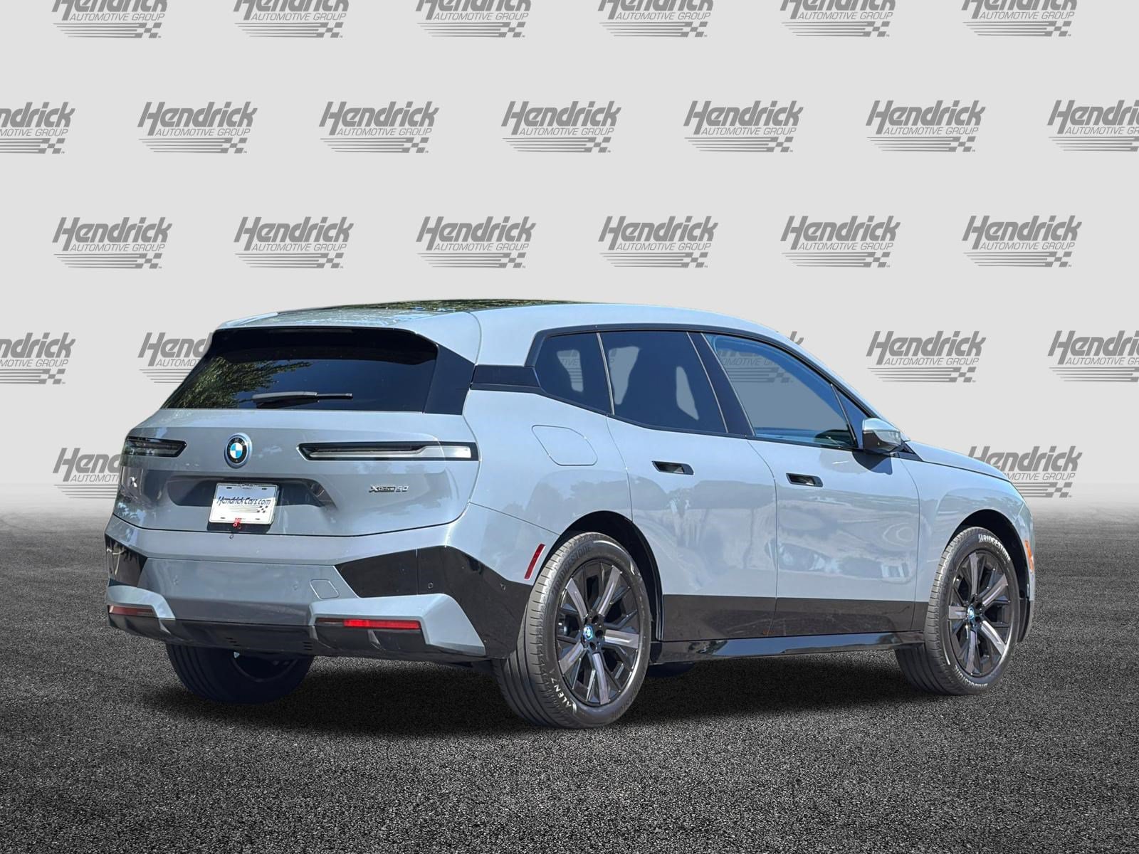 Certified 2024 BMW iX xDrive50 w/ Sport Package AWD/4WD image 5