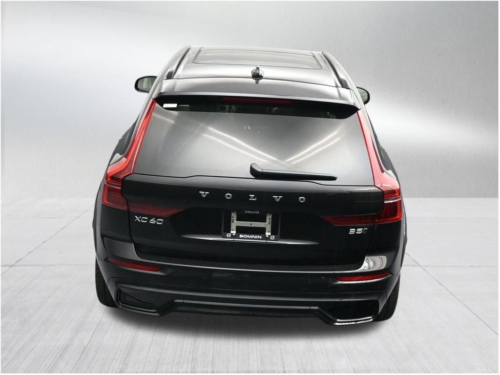 New 2026 Volvo XC60 B5 Ultra AWD/4WD image 16