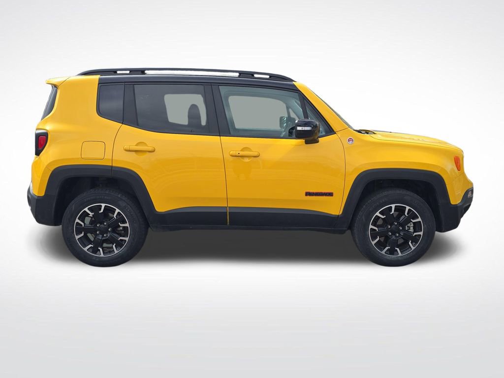Used 2023 Jeep Renegade Trailhawk AWD/4WD image 8