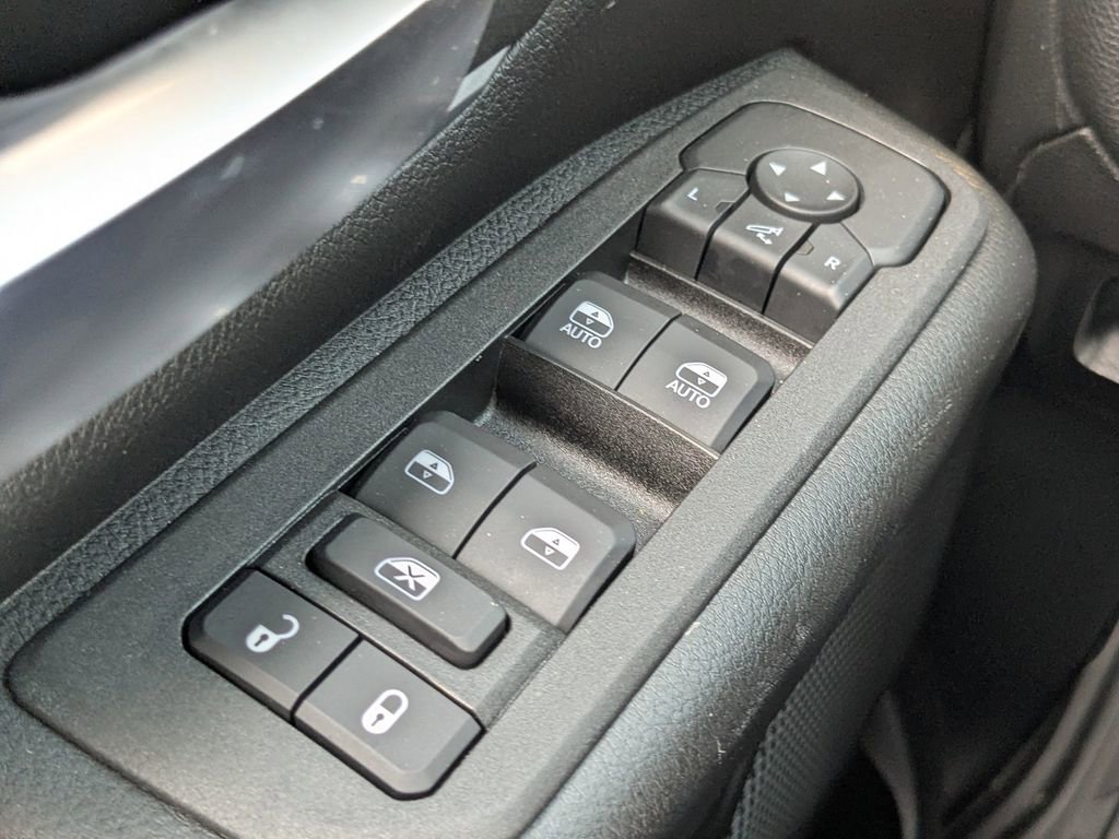Used 2025 RAM 1500 Big Horn AWD/4WD image 24