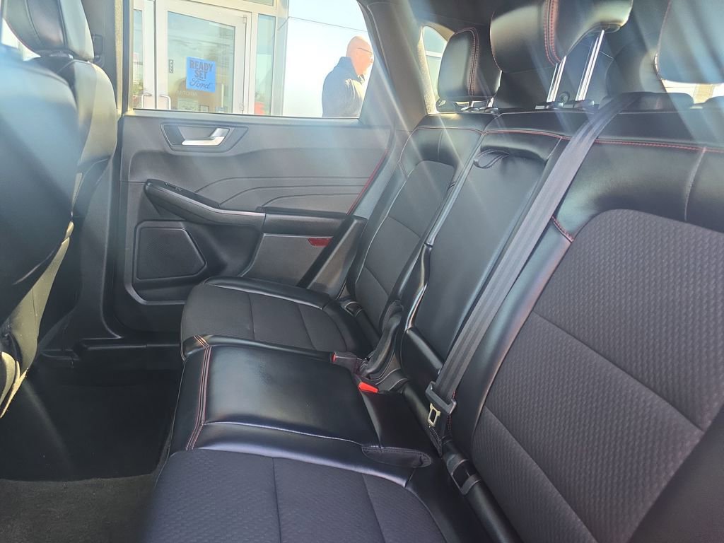 Used 2024 Ford Escape ST-Line AWD/4WD image 19