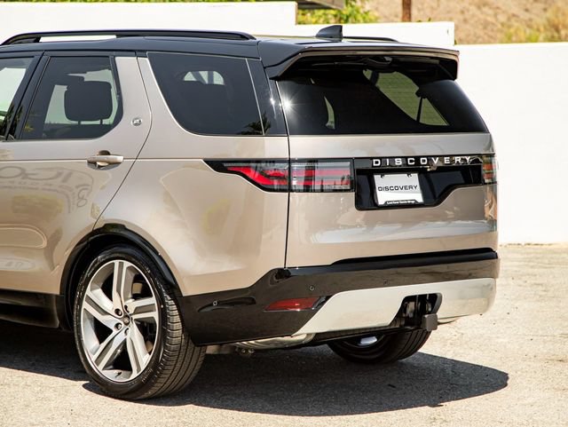 New 2025 Land Rover Discovery Metropolitan Edition AWD/4WD image 10