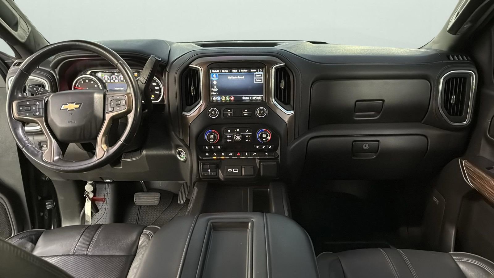 Used 2021 Chevrolet Silverado 1500 High Country w/ Technology Package image 22