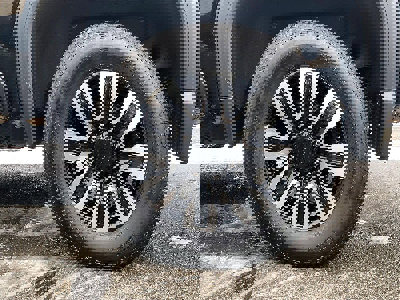 Used 2024 GMC Sierra 2500 Denali Ultimate image 7