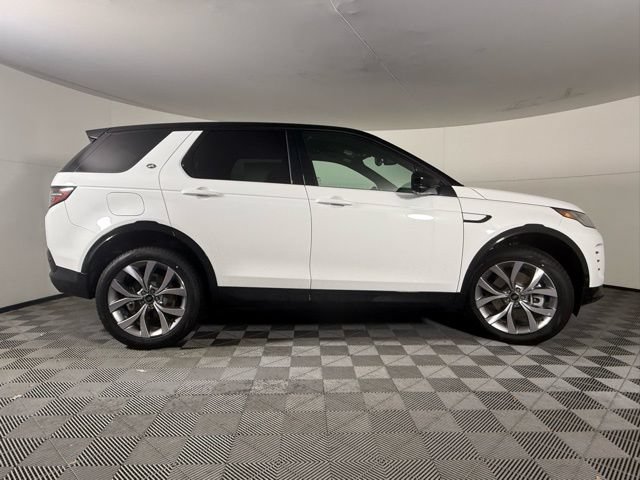 New 2026 Land Rover Discovery Sport Landmark AWD/4WD image 9