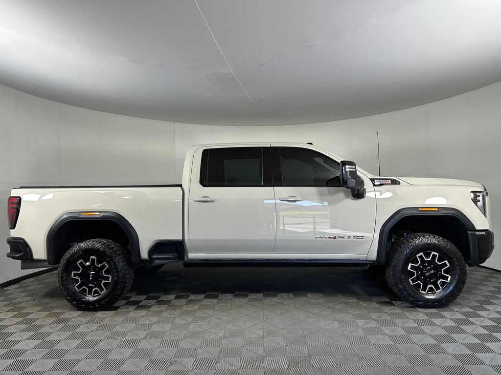 Used 2026 GMC Sierra 2500 AT4X AWD/4WD image 6