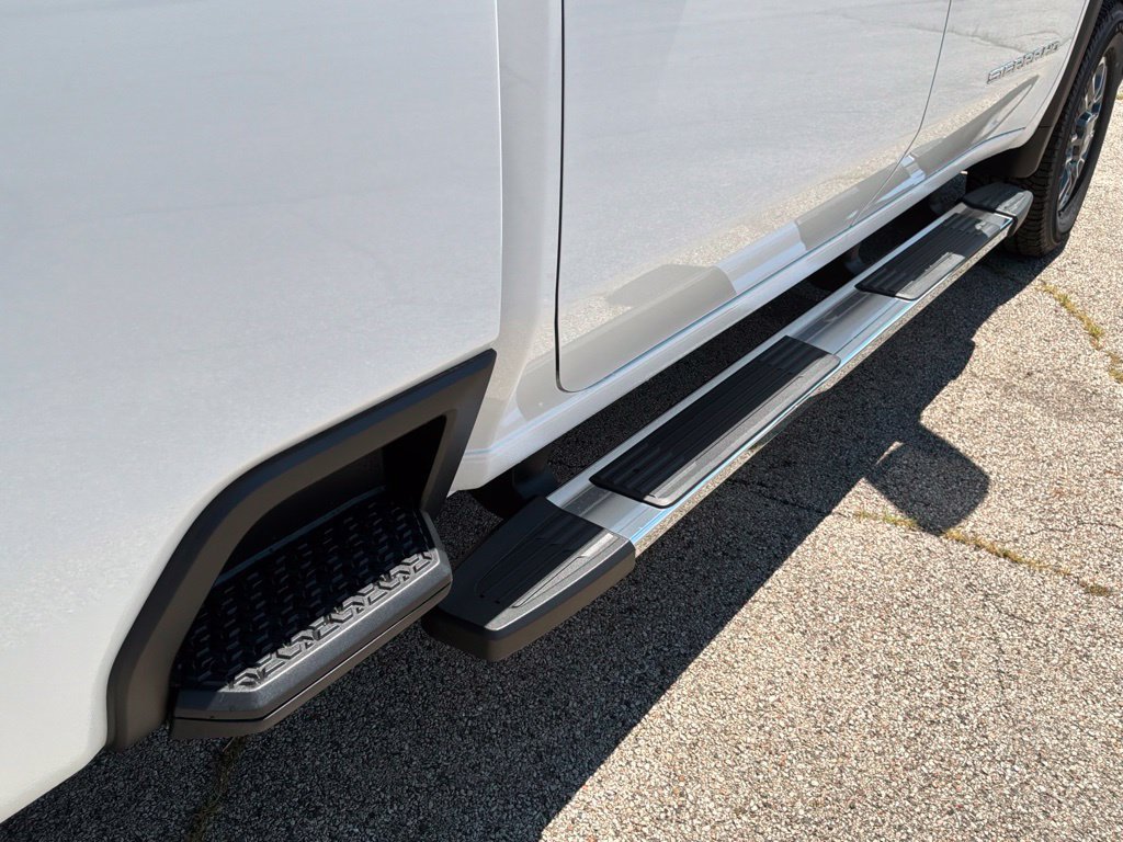 New 2026 GMC Sierra 3500 SLT AWD/4WD image 27