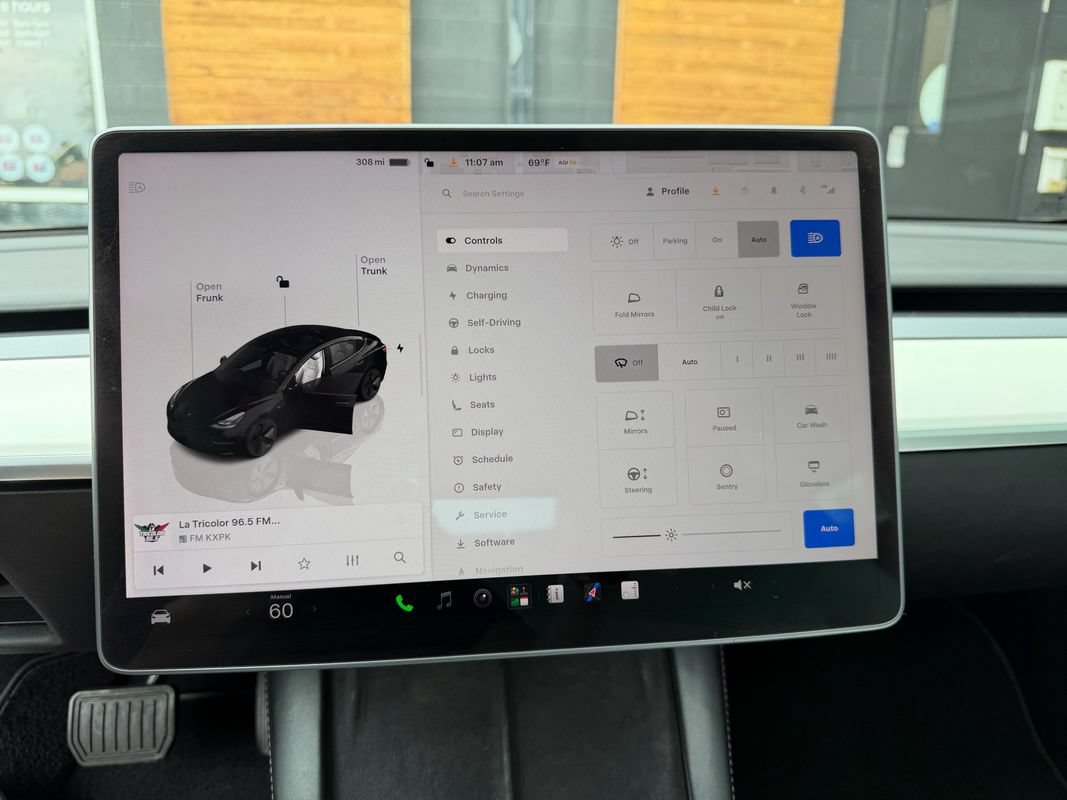Used 2022 Tesla Model 3 Long Range AWD/4WD image 31