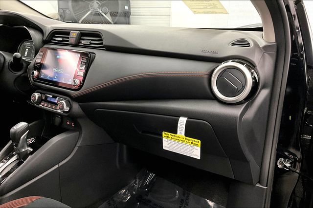 New 2025 Nissan Versa SR w/ Trunk Package image 32