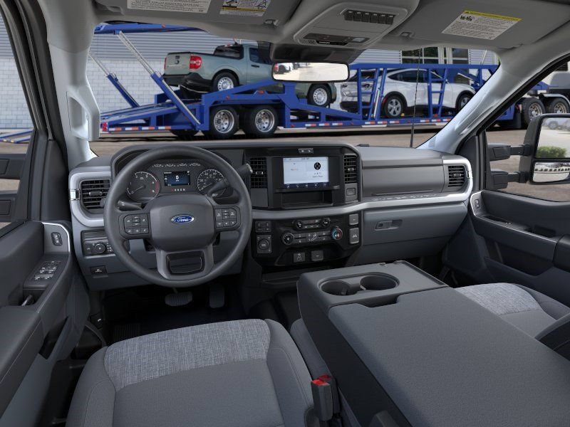 New 2026 Ford F350 4x4 Crew Cab DRW Super Duty image 9