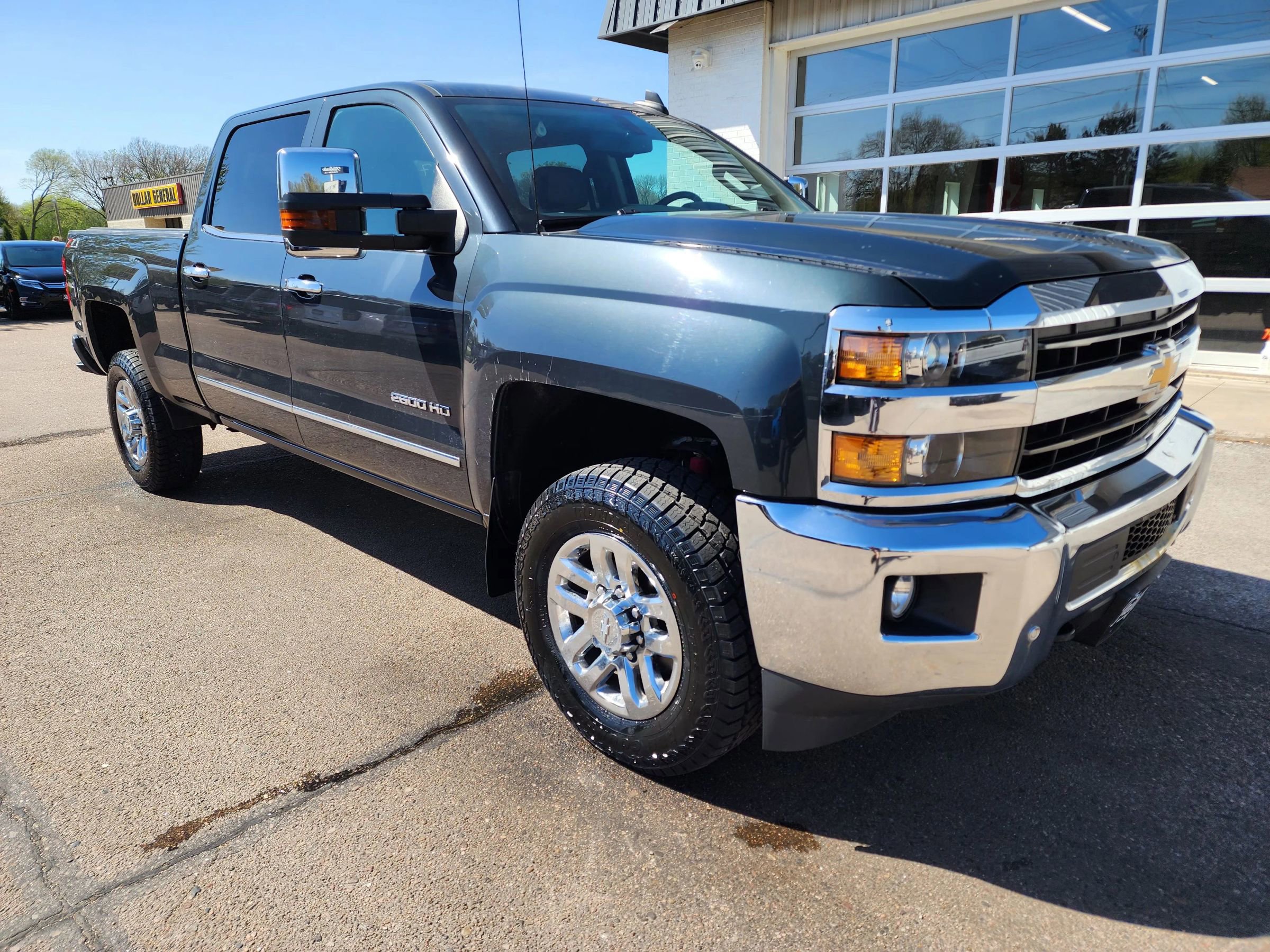 Used 2018 Chevrolet Silverado 2500 LTZ w/ LTZ Plus Package AWD/4WD image 2