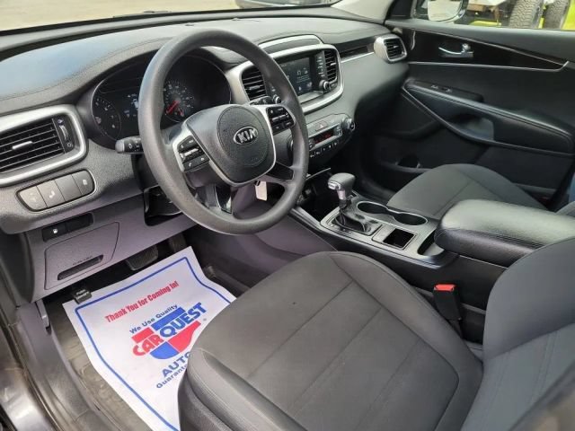 Used 2019 Kia Sorento AWD V6 image 12