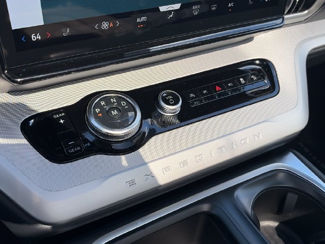 New 2027 Ford Expedition Active AWD/4WD image 25