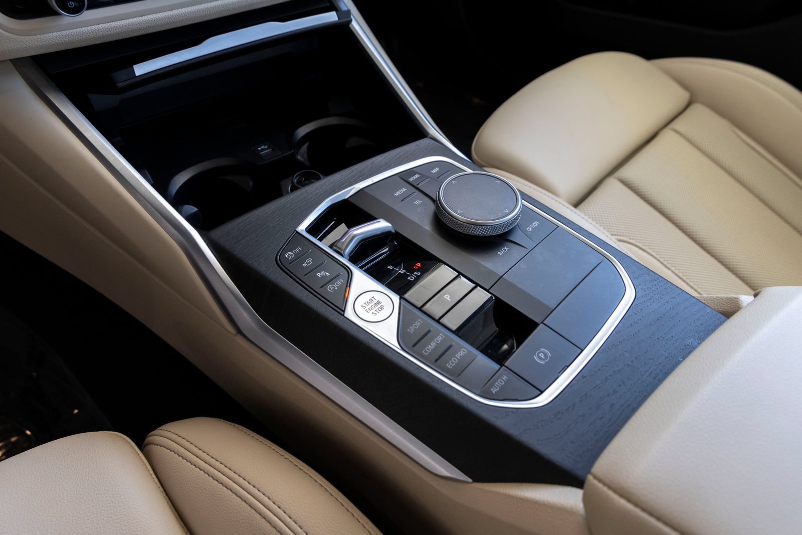 Certified 2023 BMW 330i Sedan w/ Parking Assistance Package RWD image 18
