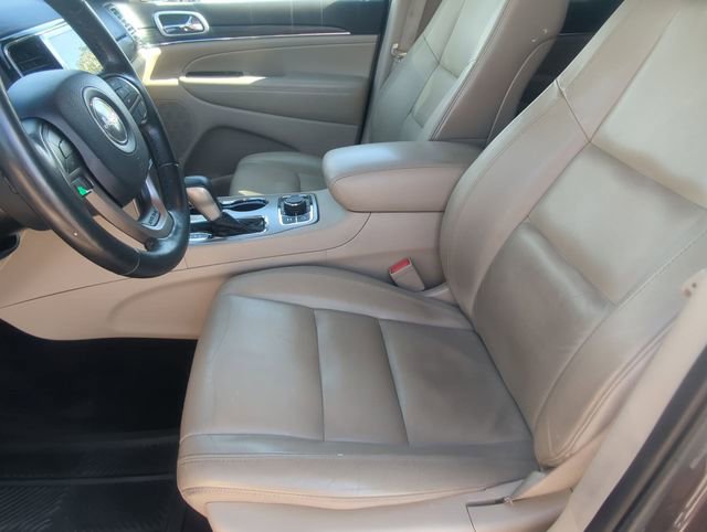 Used 2019 Jeep Grand Cherokee Limited AWD/4WD image 11