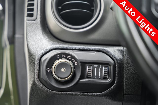 Used 2022 Jeep Wrangler Unlimited Sport image 16